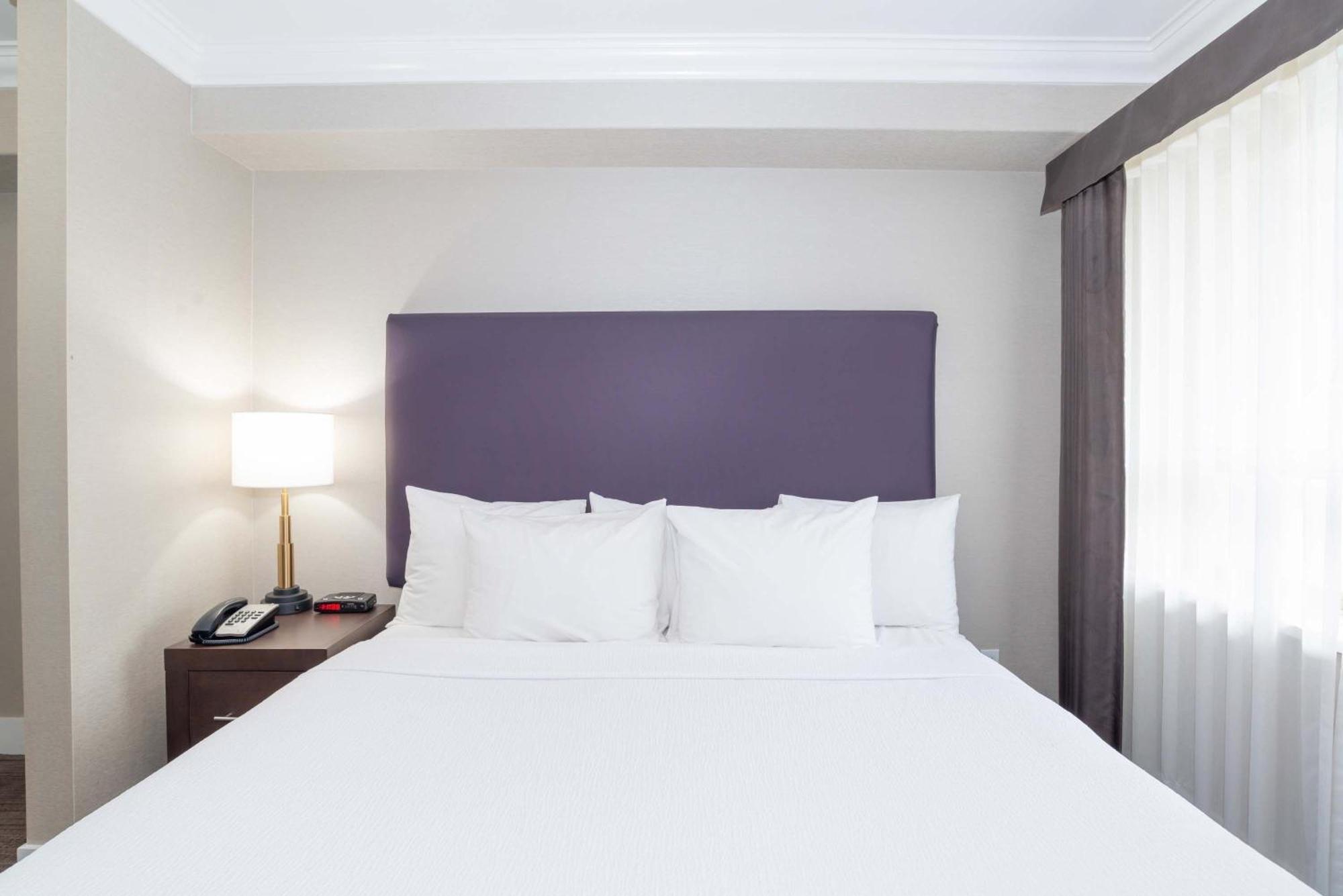 Sandman Hotel And Suites Abbotsford Dış mekan fotoğraf
