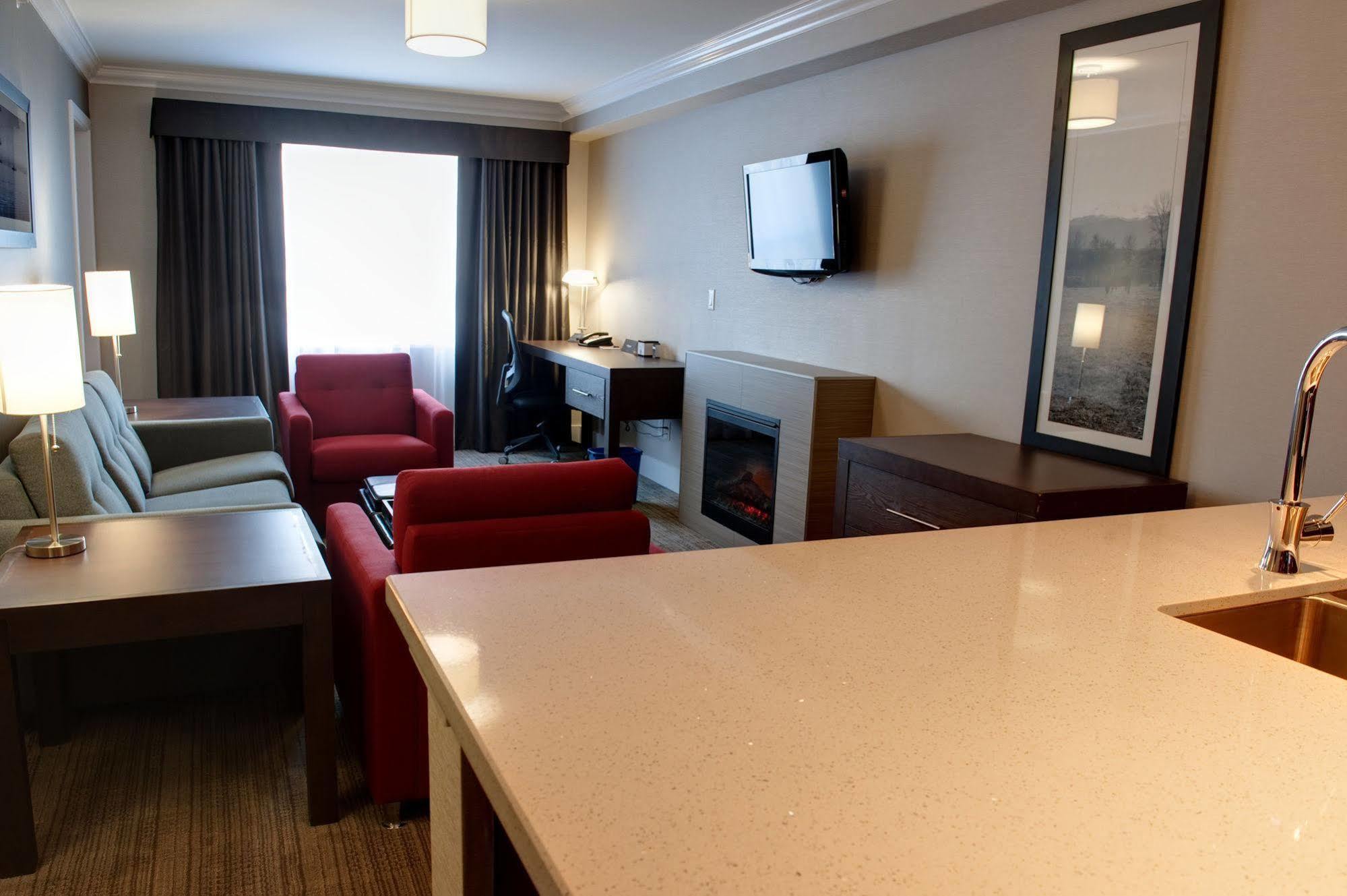 Sandman Hotel And Suites Abbotsford Dış mekan fotoğraf